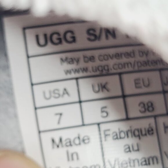 UGG Women's Gray Maxi Stripes Graphine Fur Slip-On Slide Sandal Size 7 - Picture 7 of 8